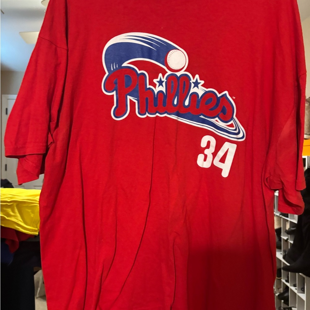 MLB Phillies Red Short Sleeve Tee